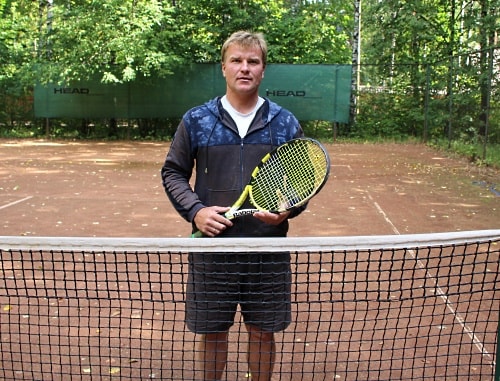 тренер по теннису